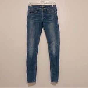 Lucky Brand Charlie Skinny